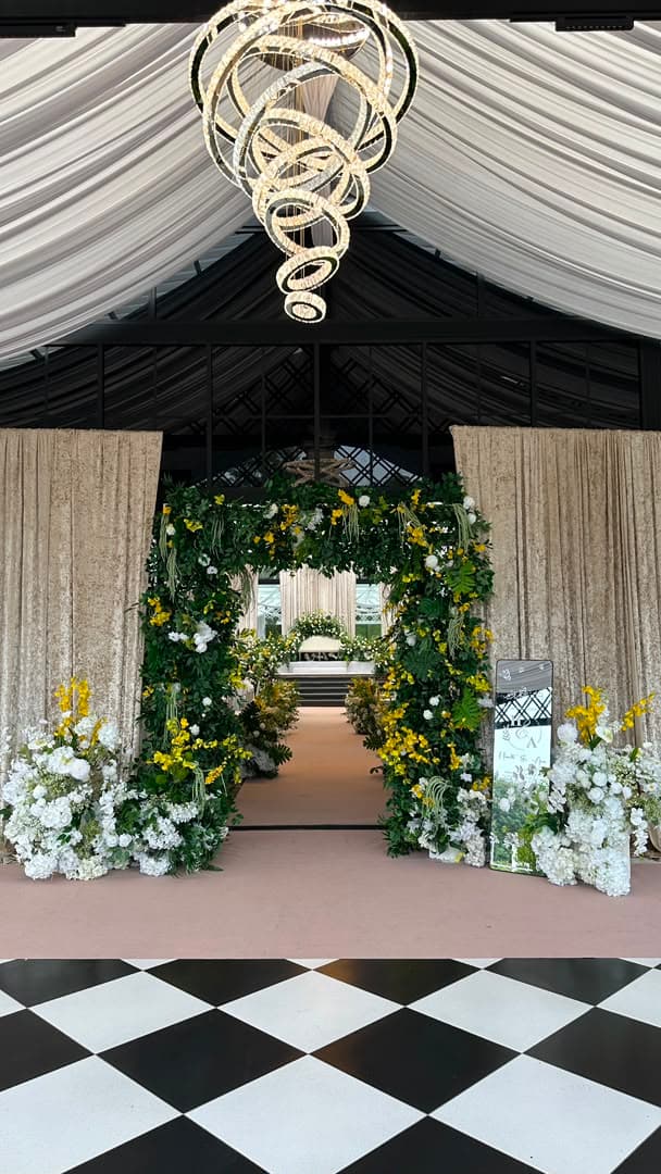 Rinjani Majestic photo booth setup