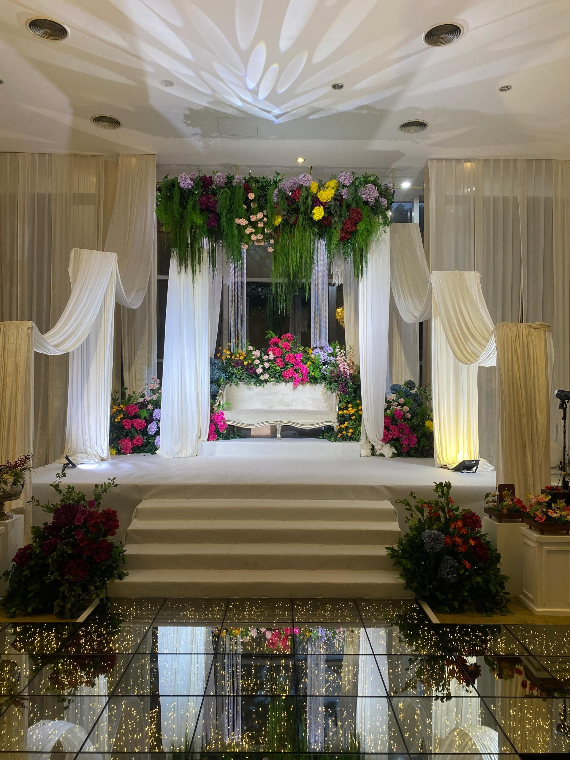 Grand Oasis Event Hall, Seri Kembangan photo booth setup