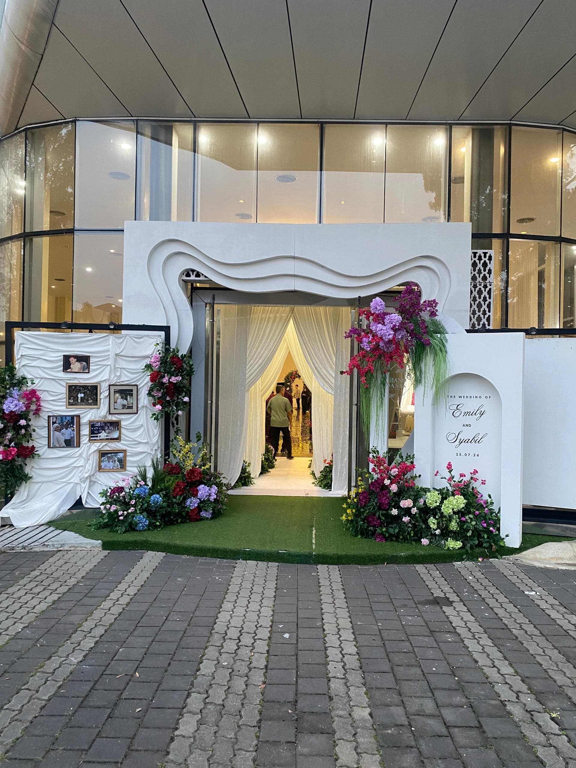 Grand Oasis Event Hall, Seri Kembangan photo booth setup