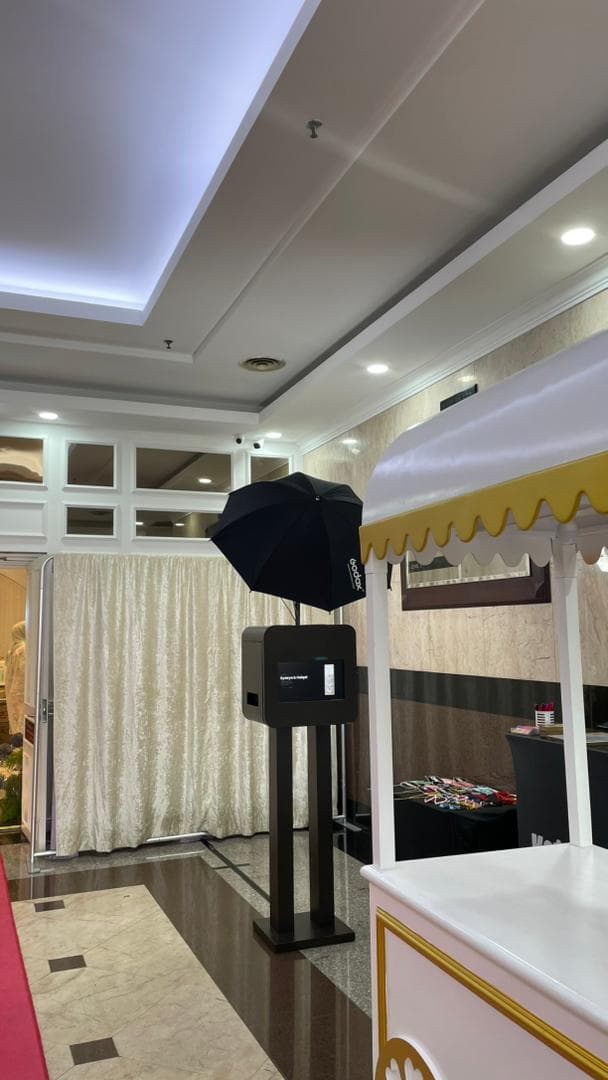 Elestial Glam Hall, Glenmarie photo booth setup
