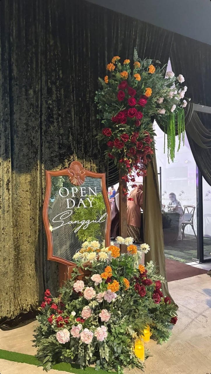 Elissa Garden Hall @ Terminal Bersepadu Gombak photo booth setup